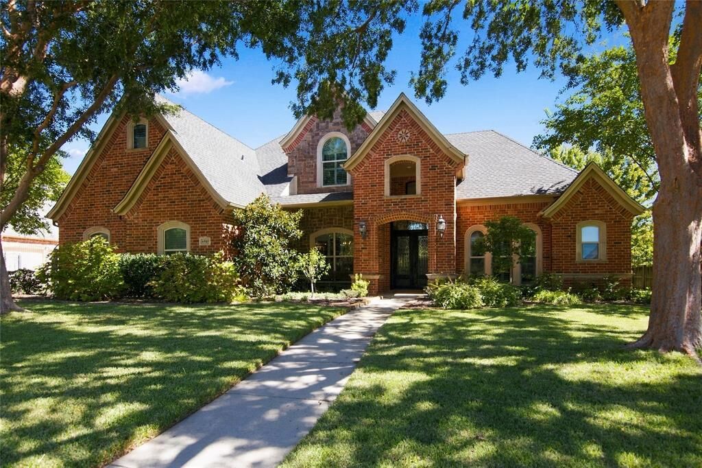 Property Photo:  6505 Champion Way  TX 76034 