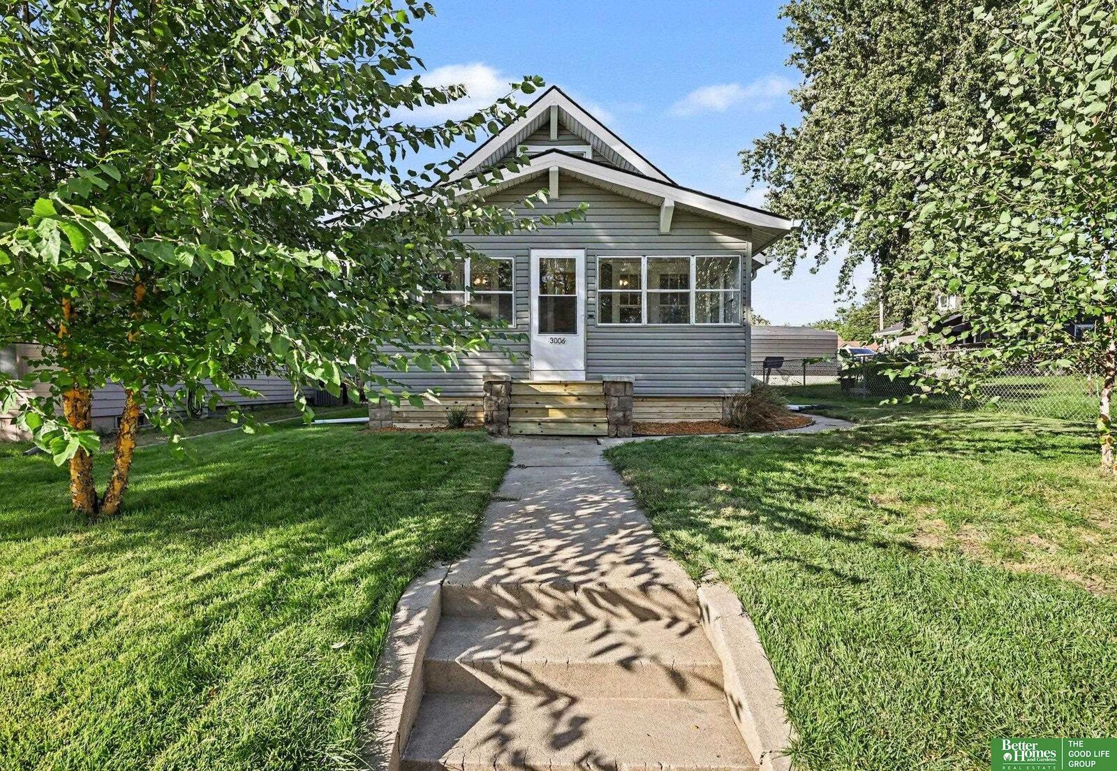 Property Photo: 3006 Vinton Street NE 68105