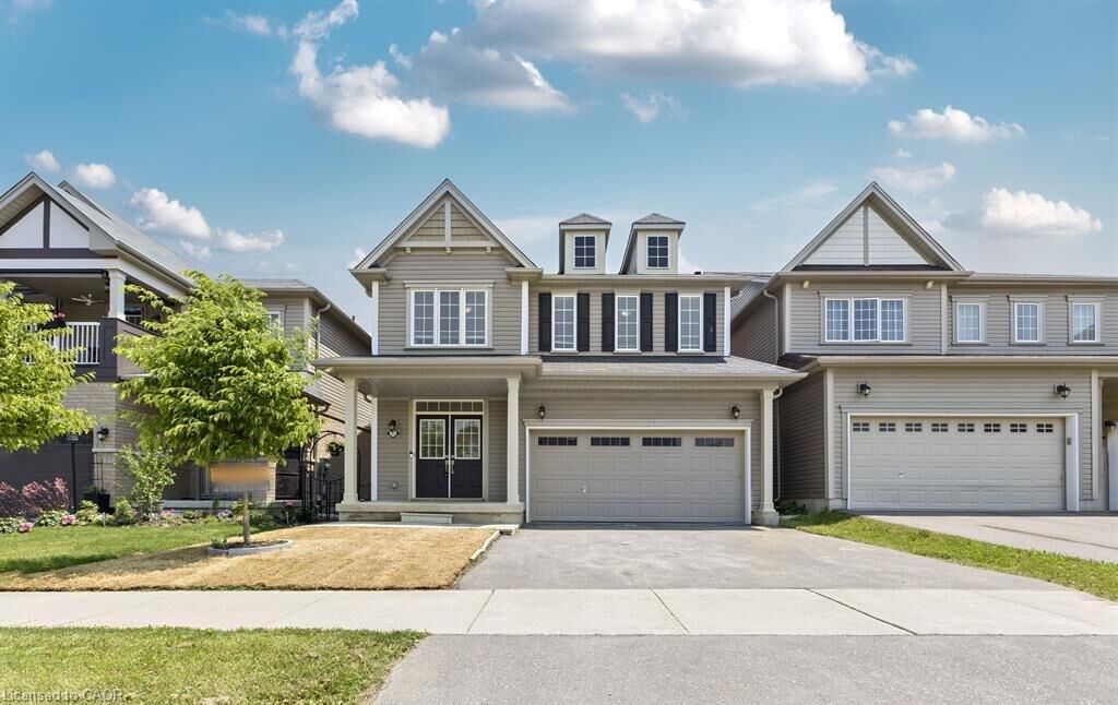 Property Photo: 25 Munro Circle ON N3T 0R1