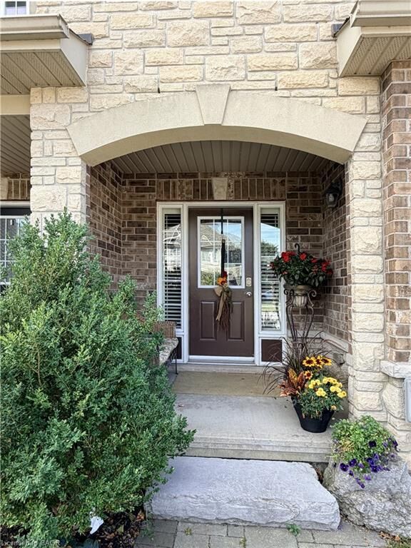 Property Photo:  102 Galileo Drive  ON L8E 0H1 