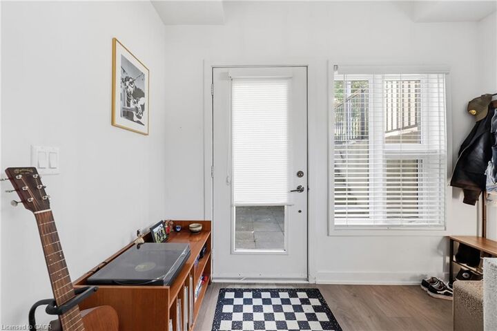 Property Photo: 1129 Cooke Boulevard 613 ON L7T 4A8