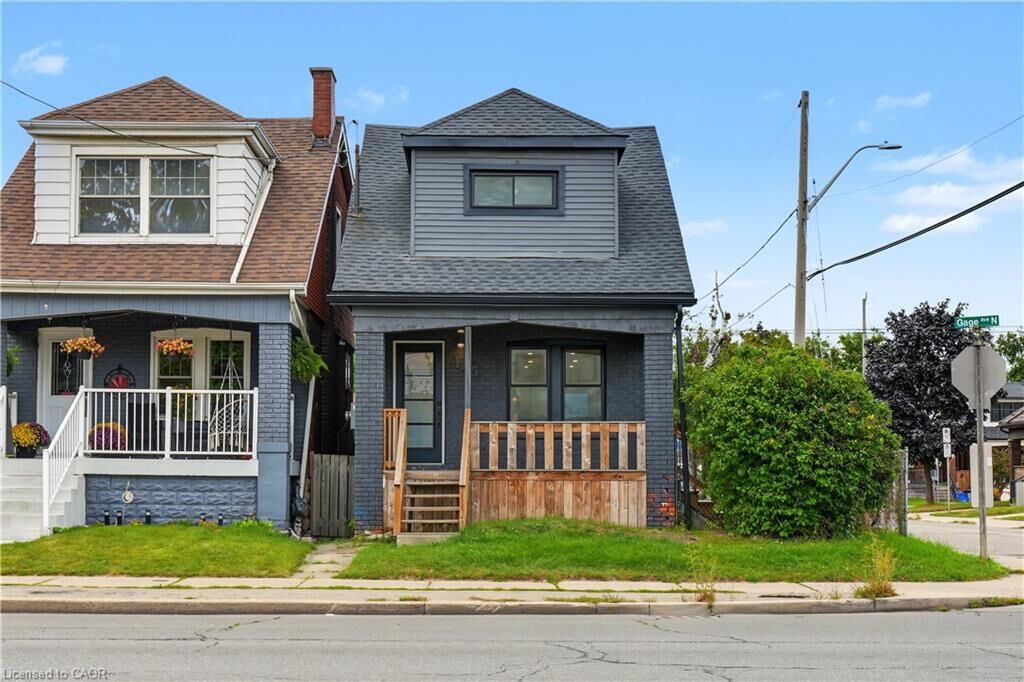 Property Photo:  145 Gage Avenue N  ON L8L 6Z8 