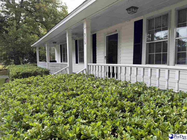 Property Photo:  315 E Bamberg Street  SC 29565 