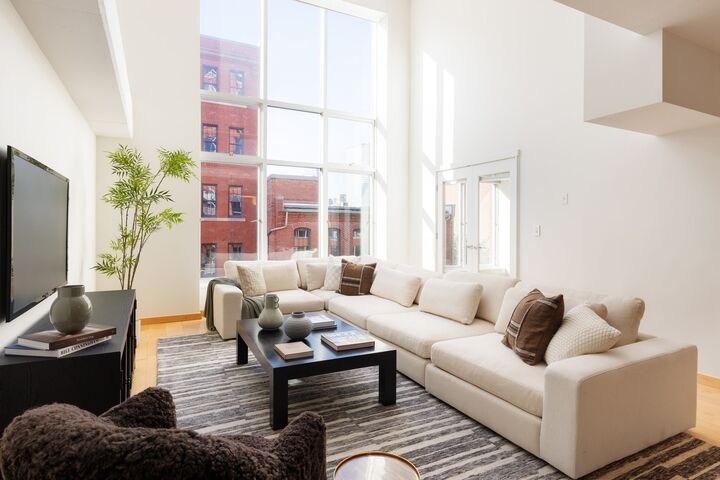 Property Photo: 25 Channel Center St 409 MA 02210