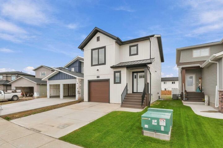 Property Photo:  130 Norseman Close  AB T4S 1N1 