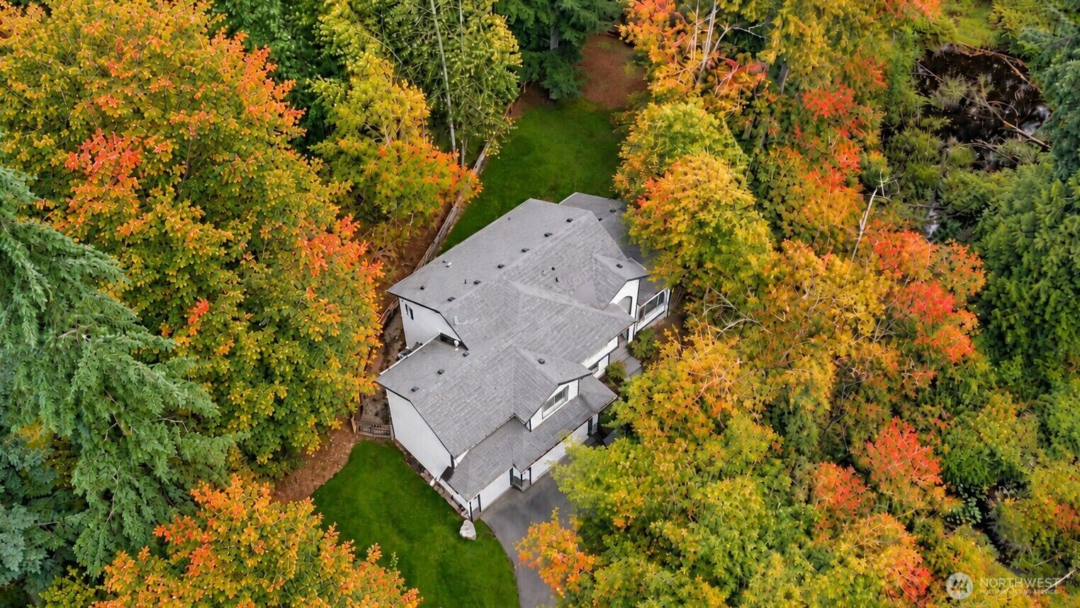 Property Photo: 6326 247th Avenue NE WA 98053