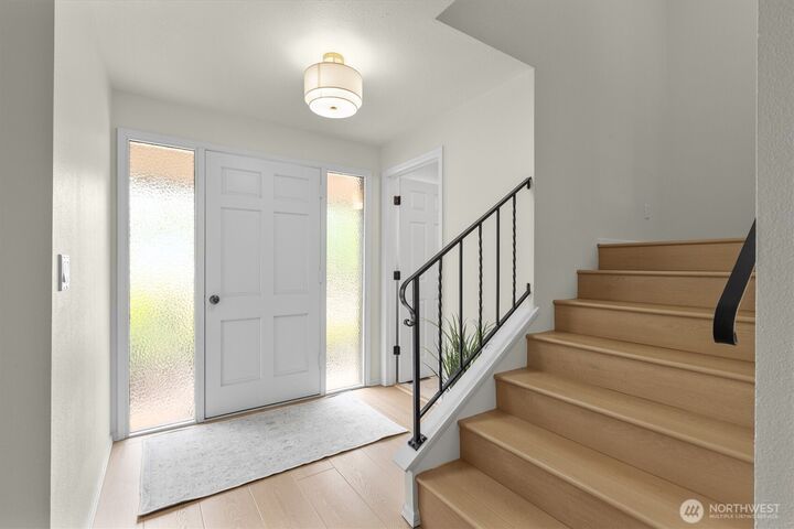 Property Photo: 1007 174th Avenue NE WA 98008