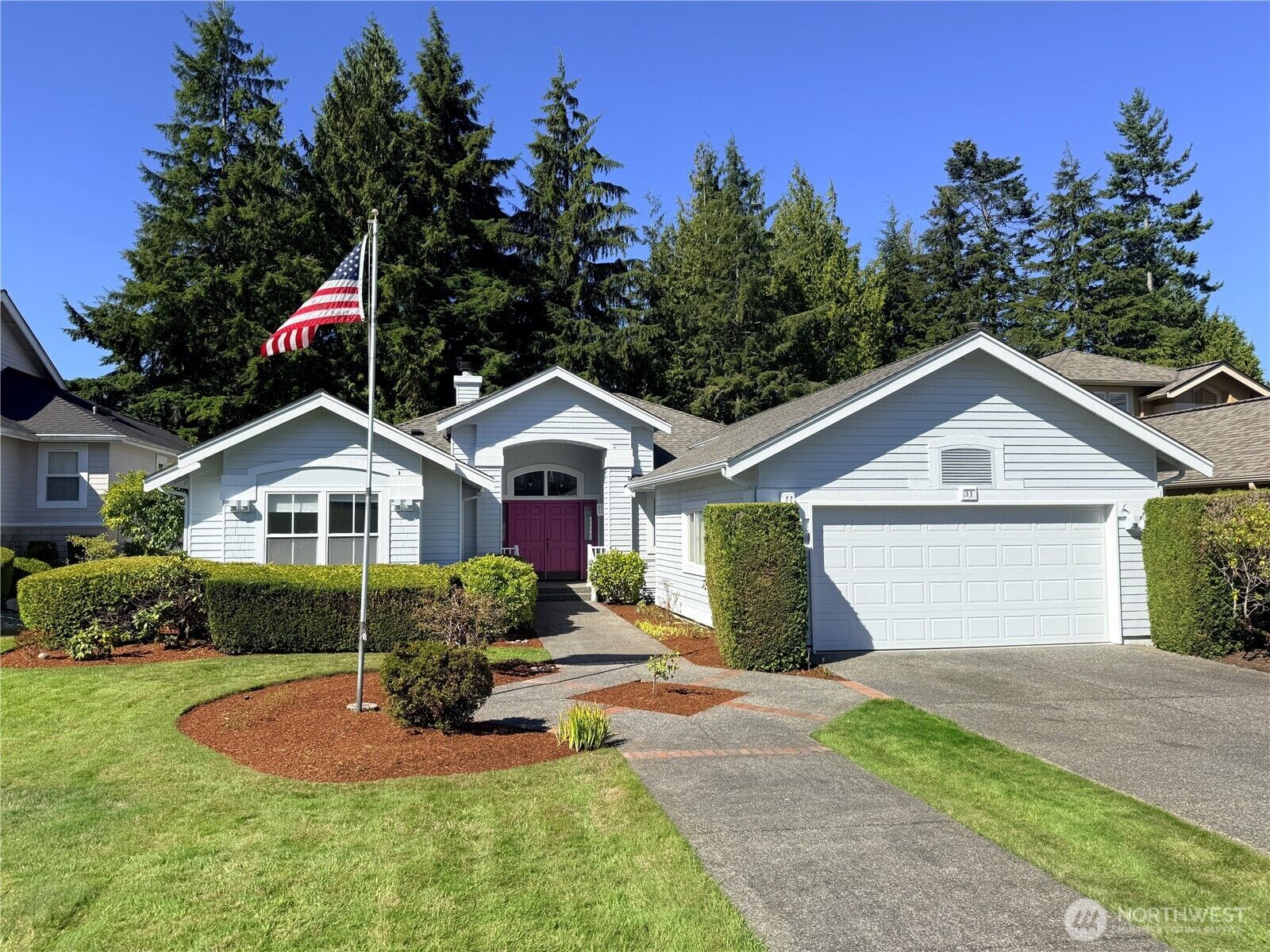 Property Photo:  31  Sea Vista Place  WA 98365 