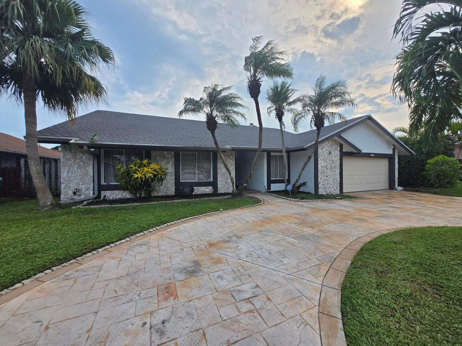 Property Photo: 7358 NW 49th Street FL 33319