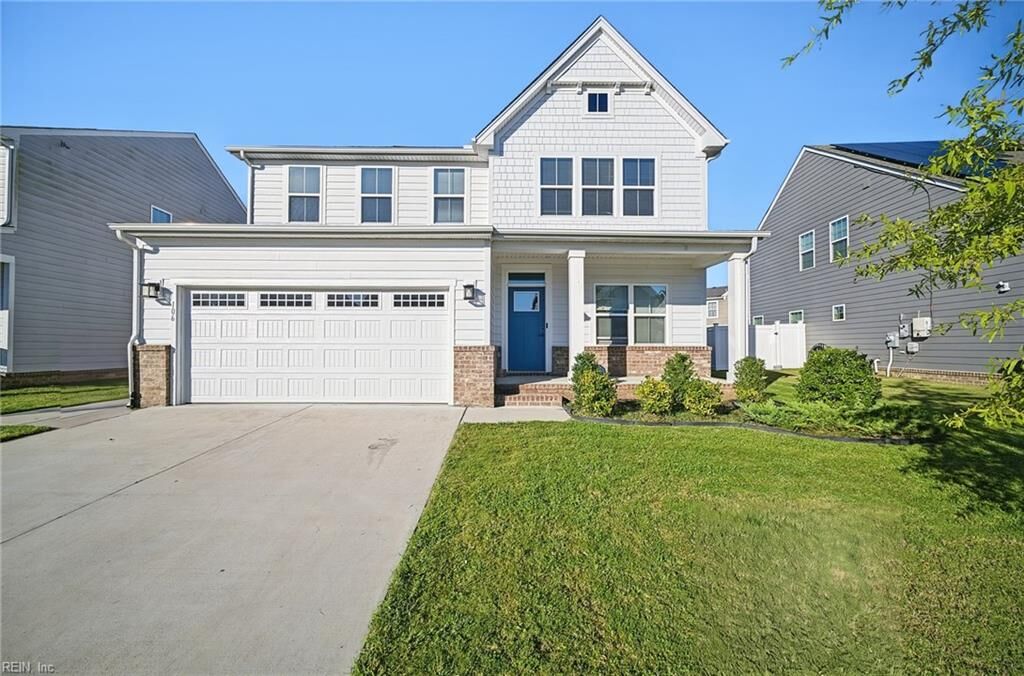 Property Photo: 106 Brookside Ln VA 23434