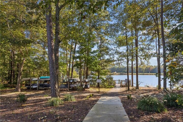 Wooded path to the lake and dock