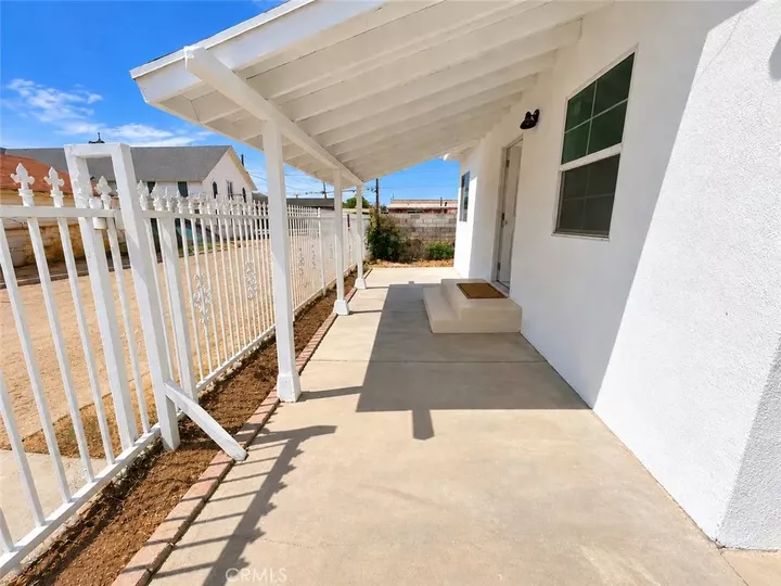 Property Photo: 922 Center Street CA 92507