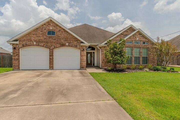 Property Photo:  6120- Westchase Loop  TX 77657 