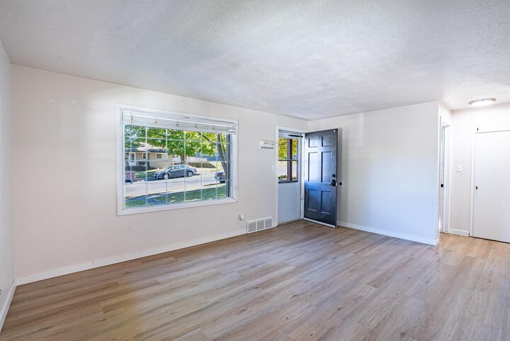 Property Photo:  6025 N Belt St  WA 99205 