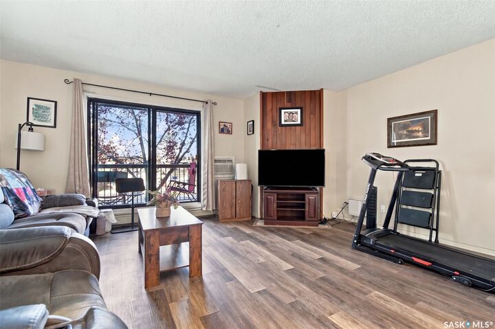 Property Photo:  275 Kingsmere Boulevard 202  SK S7J 4J6 