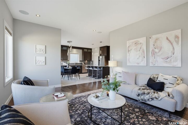 Property Photo:  218 Warder Cove  SK S7T 0P7 