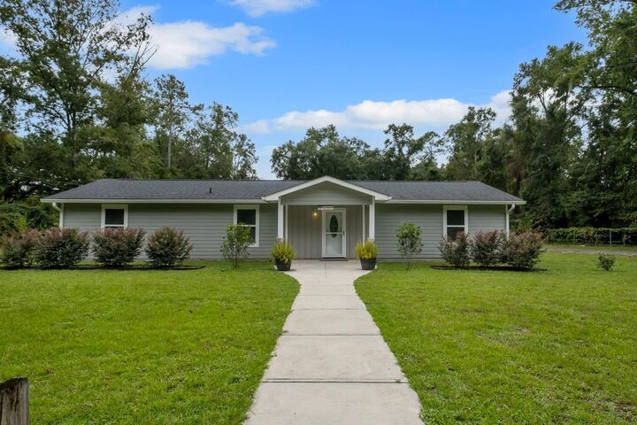 Property Photo: 133 Zion Hill Road FL 32327