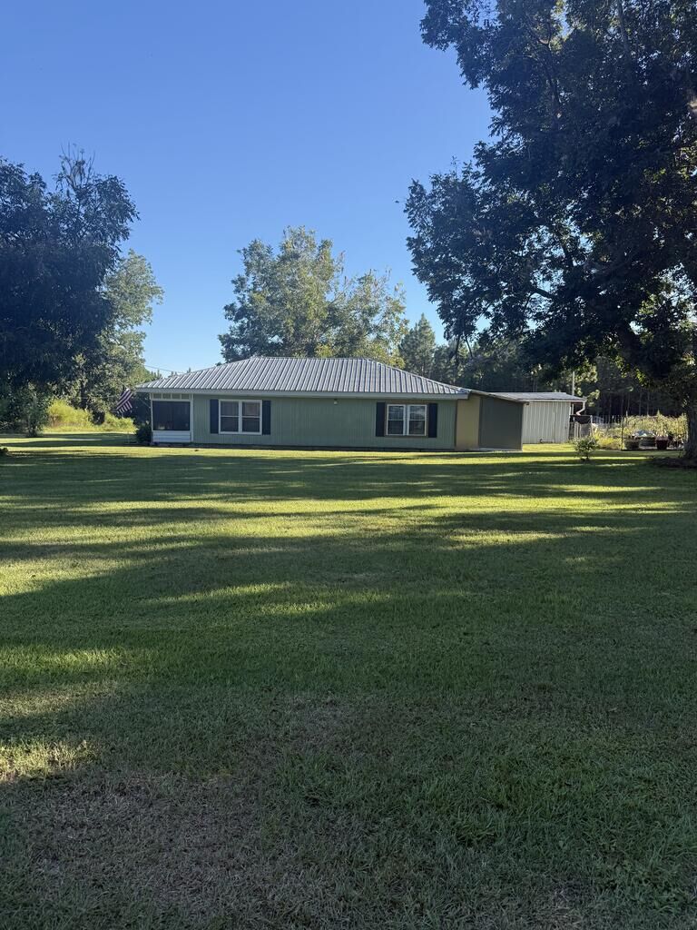 Property Photo:  668 Ten Mile Rd.  GA 31750 