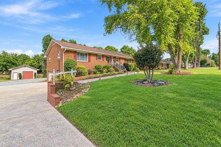 Property Photo:  5172 Nicole Road  NC 27284 