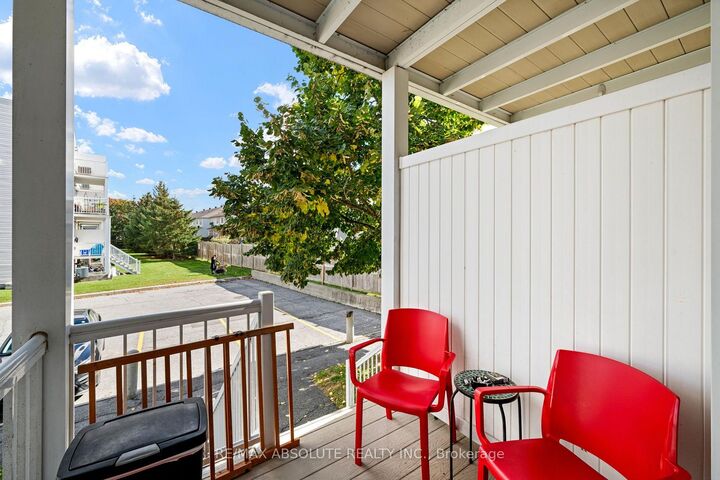 Property Photo:  908 Longfields Drive  ON K2J 5K6 