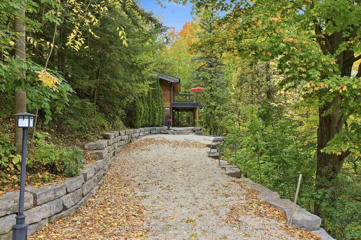 Property Photo:  146 Chamonix Crescent  ON L9Y 0S7 