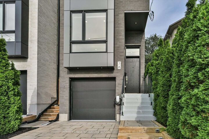 Property Photo:  7A Everett Crescent  ON M4C 4P3 