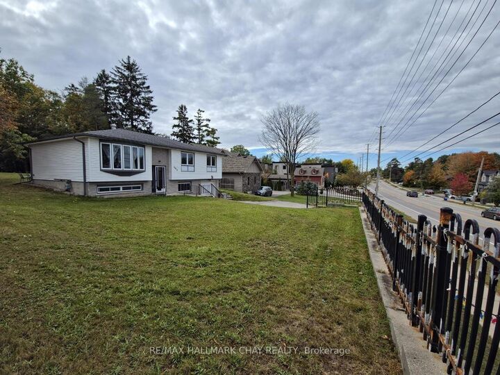 Property Photo:  185 Ardagh Road  ON L4N 3V5 