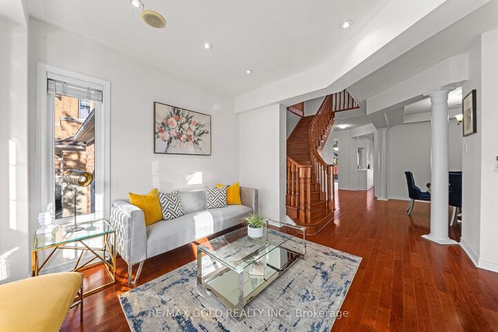 Property Photo:  11 Maple Valley Street  ON L6P 2E7 