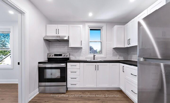 Property Photo:  5749 Summer Street Unit 2  ON L2G 1M5 