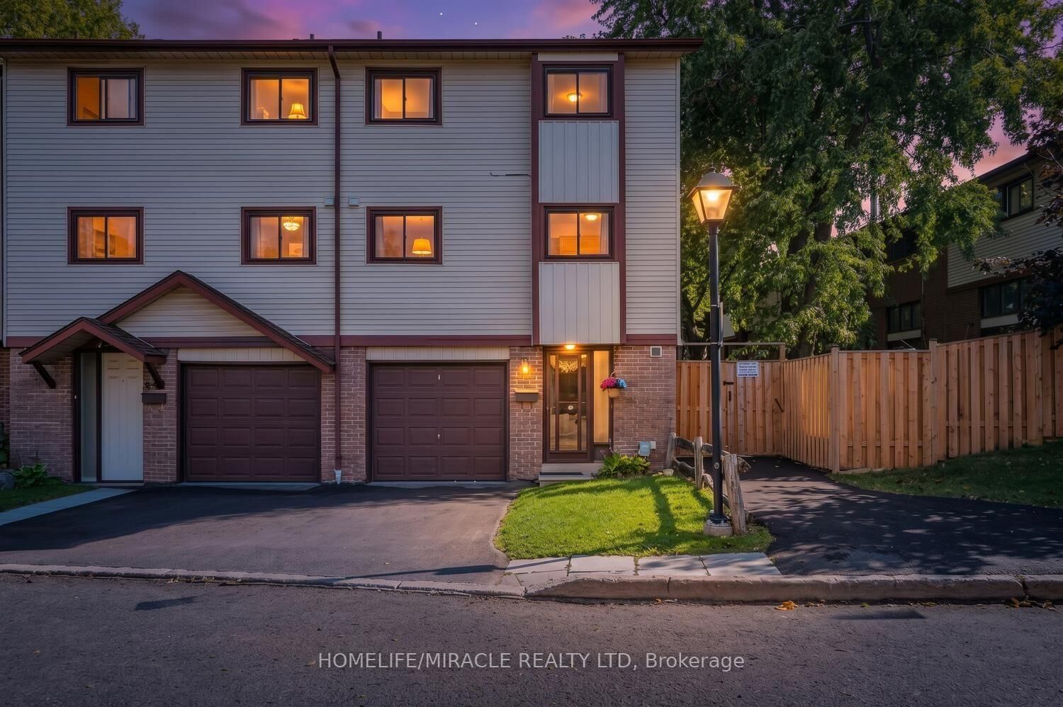 Property Photo:  63 McCallum Court 63  ON L6W 3M4 