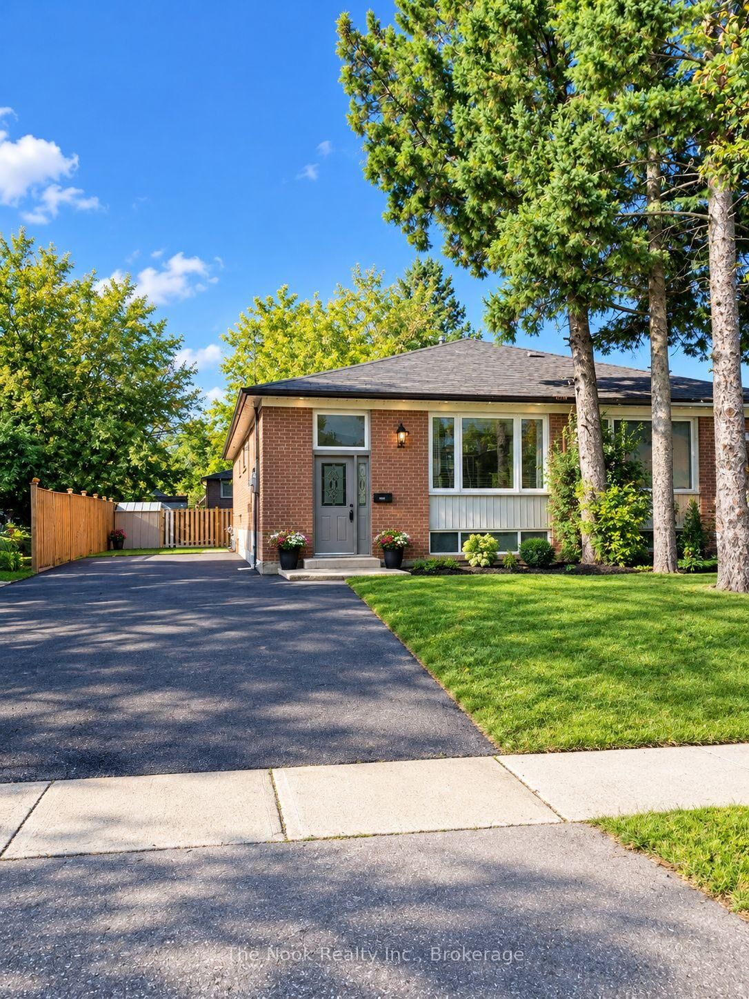Property Photo: 210 Dovedale Drive Upper ON L1N 1Z6