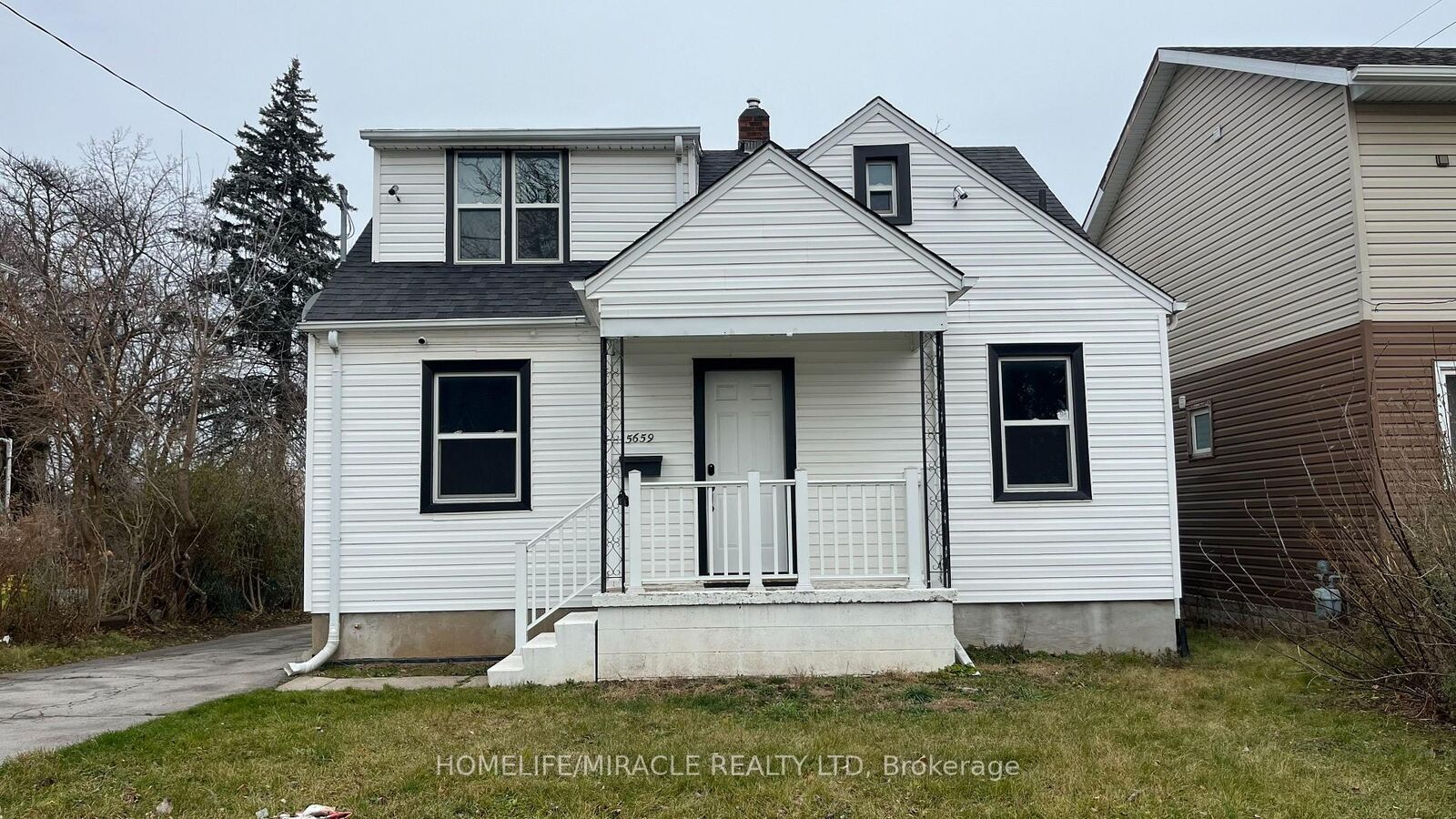 Property Photo:  5659 Robinson Street  ON L2G 2B1 