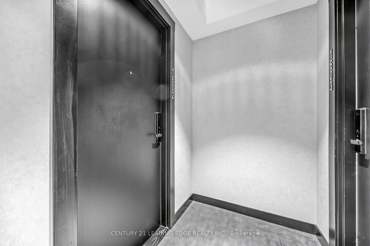 Property Photo: 88 Queen Street E 1602 ON M5C 0B6