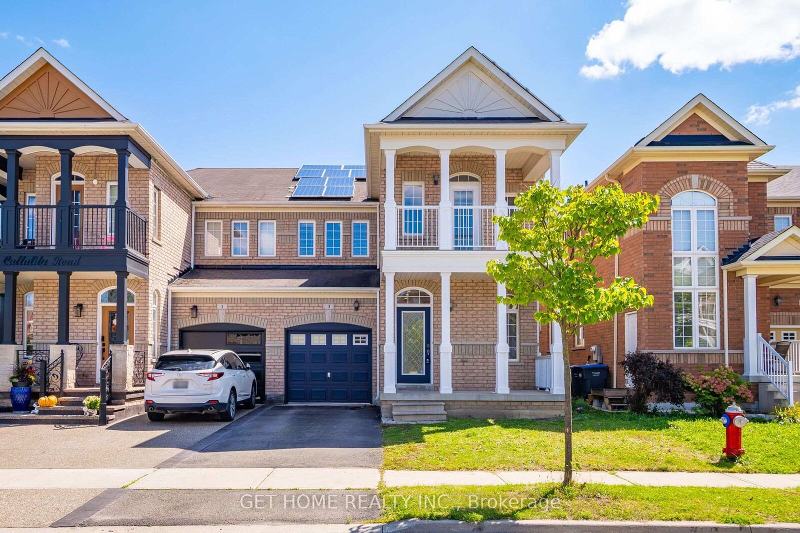 Property Photo:  3 Callalily Road  ON L7A 0M4 
