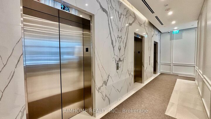 Property Photo:  100 Queen Street E 3011  ON M5C 0B5 