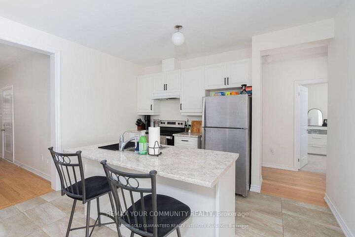 Property Photo:  15 Valleybrook Road  ON L9J 0L4 