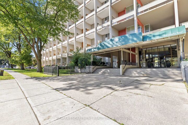 Property Photo:  350 Quigley Road 346  ON L8K 5N2 