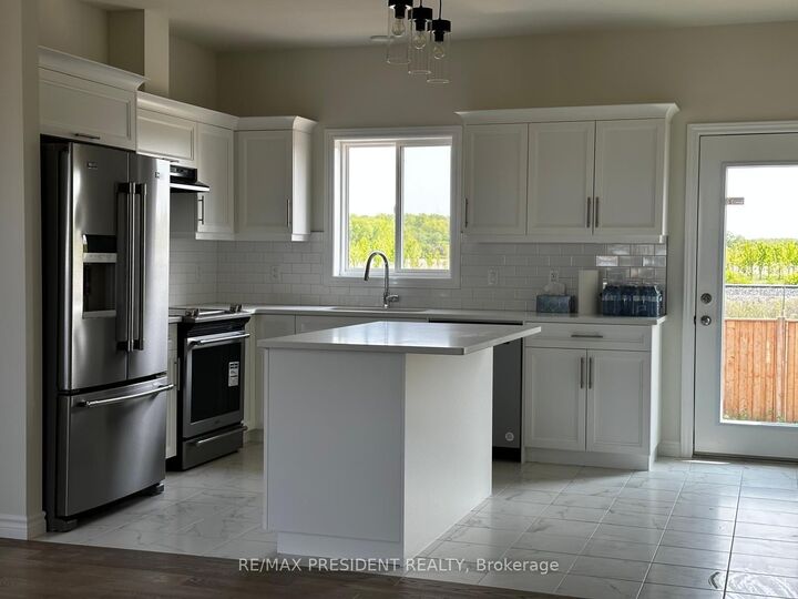 Property Photo: 1075 Aspen Ridge Crescent ON N8L 1A9