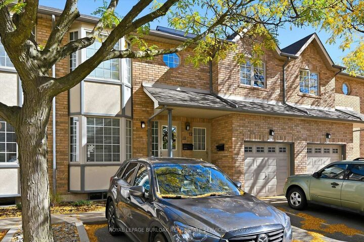 Property Photo:  705 Cumberland Avenue 11  ON L7N 3W4 