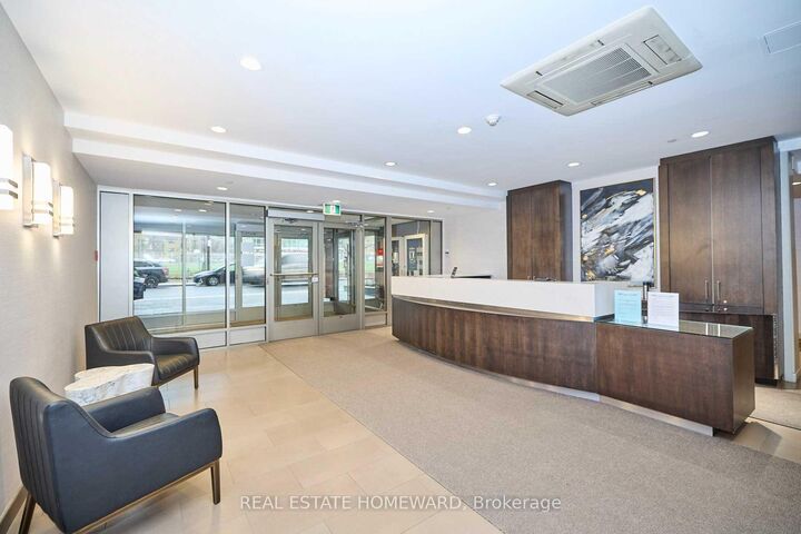 Property Photo:  15 Maitland Place 208  ON M4Y 2X3 