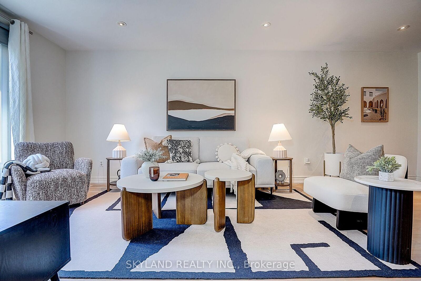 Property Photo: 759 Shaw Street ON M6G 3L9