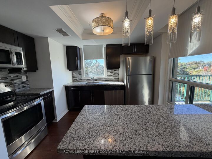 Property Photo:  75 Ellen Street 403  ON L4N 7R6 