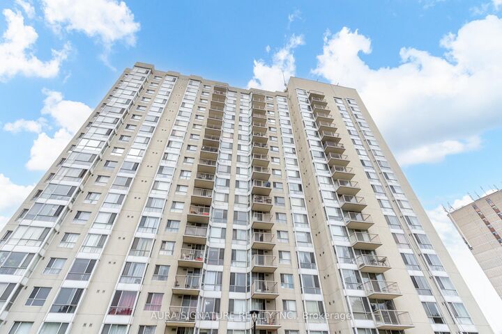 Property Photo:  3077 Weston Road 401  ON M9M 3A1 