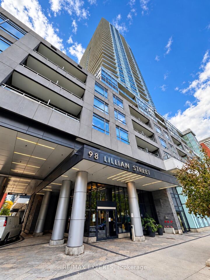 Property Photo:  98 Lillian Street 721  ON M4S 0A5 