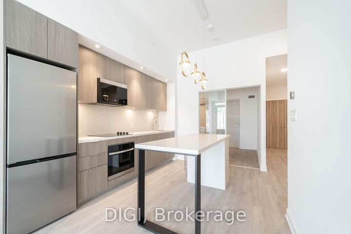 Property Photo:  485 Perth Avenue W426  ON M6N 0B9 