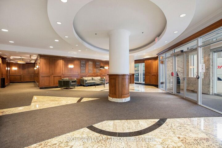 Property Photo:  195 Besserer Street 1905  ON K1N 0B6 