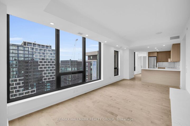Property Photo:  340 Queen Street 2604  ON K1R 0G1 