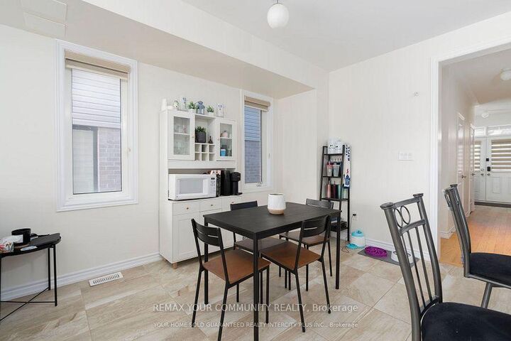 Property Photo:  15 Valleybrook Road  ON L9J 0L4 