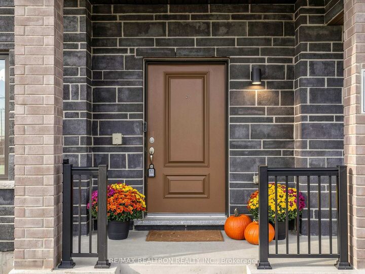 Property Photo:  175 William Booth Avenue  ON L3X 0L4 