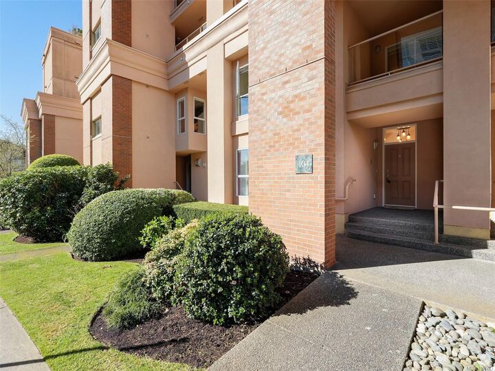 Property Photo:  75 Songhees Rd #104  BC V9A 7M5 